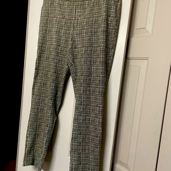 Checked green and white women pants in size 14 - Picture 2 of 6